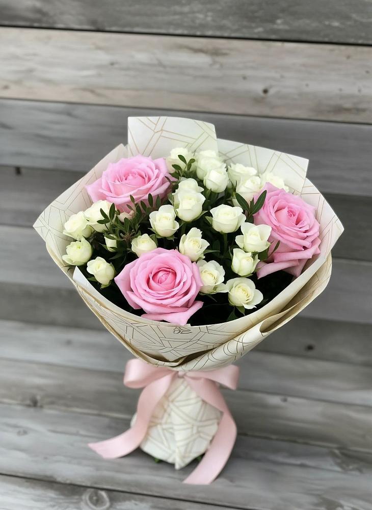 Букет цветов из: Розы в Осаново-Дубовое