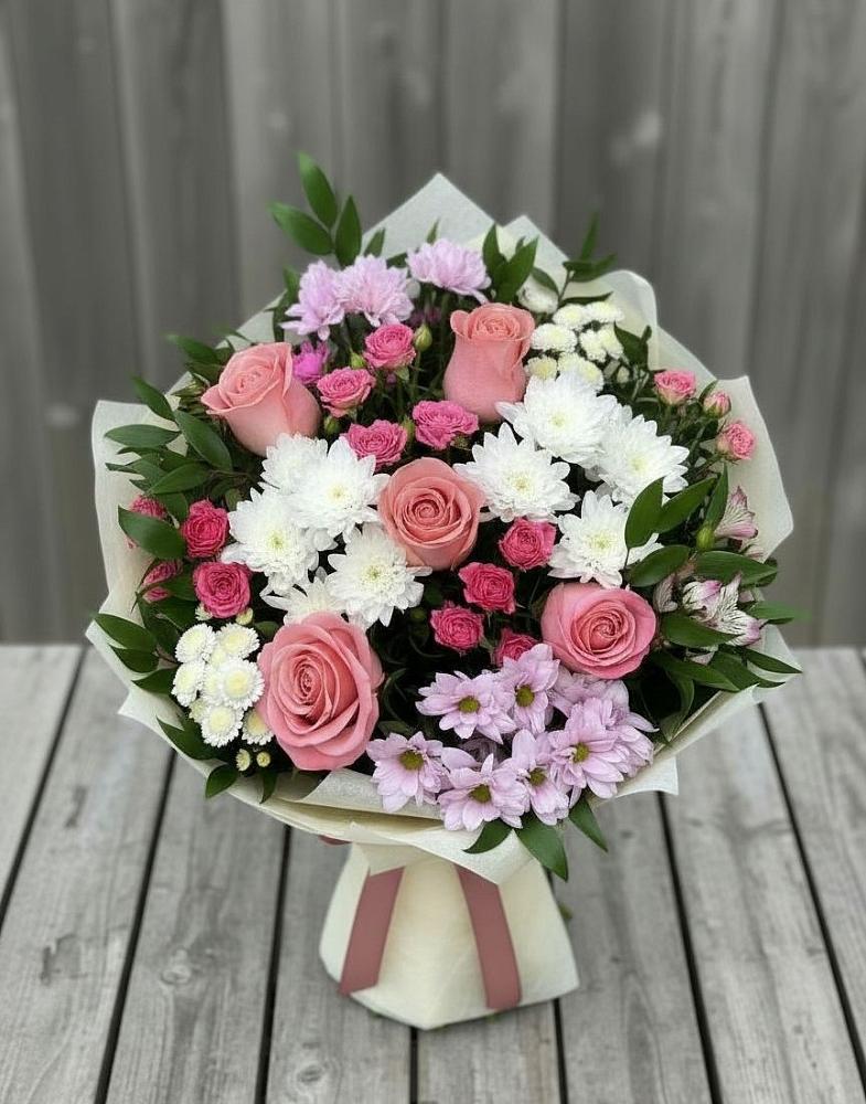 Букет цветов из: Альстромерии, Гвоздики, Розы и Хризантемы в Осаново-Дубовое