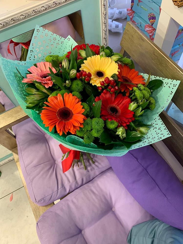 Букет цветов из: Герберы, Хризантемы и Альстромерии в Осаново-Дубовое