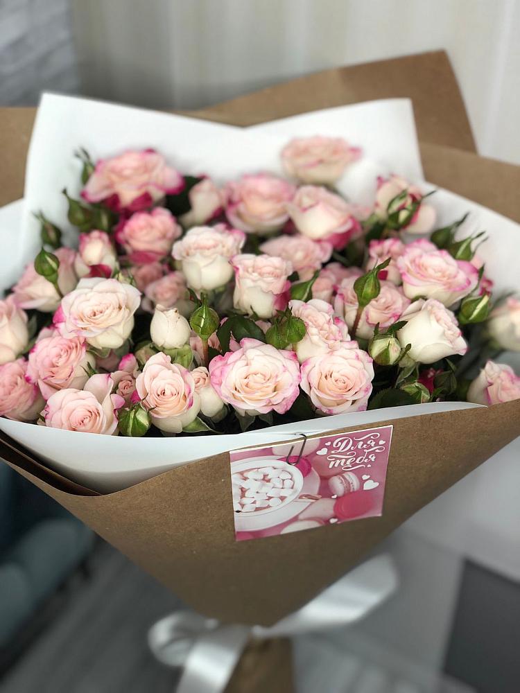 Букет цветов из: Розы в Осаново-Дубовое