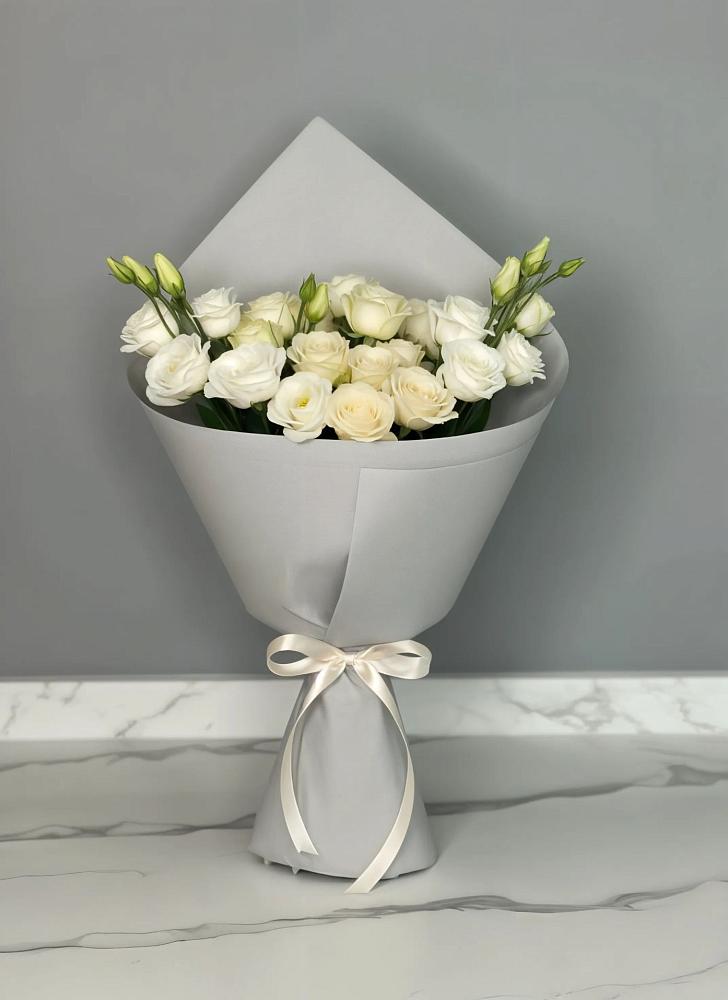 Букет цветов из: Розы и Лизиантусы в Осаново-Дубовое