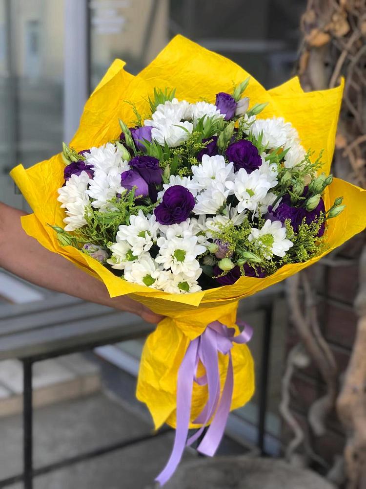 Букет цветов из: Ирисы, Хризантемы и Ромашки в Осаново-Дубовое