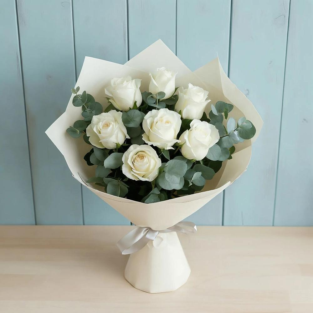 Букет Белые розы в Эвкалипте в Осаново-Дубовое