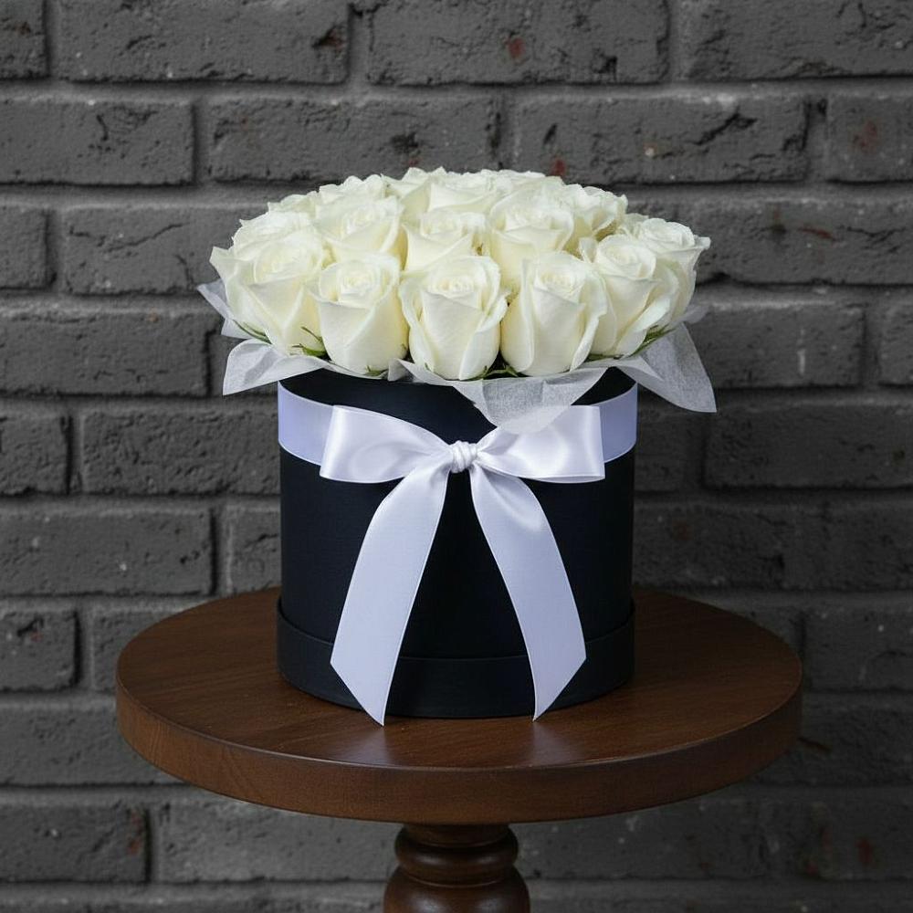 Цветочная композиция из Розы в шляпной коробке в Осаново-Дубовое