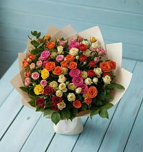Букет Микс из разноцветных кустовых роз в Осаново-Дубовое